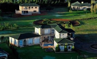 Cygnature Boutique Lodge - Housity