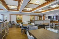 Hampton Inn Middletown - breakfast