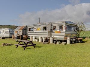 2 X Double Bed Glamping Wagon at Dalby Forest