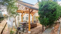 Holiday House Siesta فنادق في إزونوكني