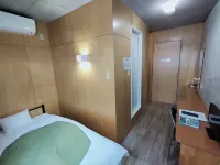 Weekly Sho Gifu Hashima Hostel Hotels in Hashima