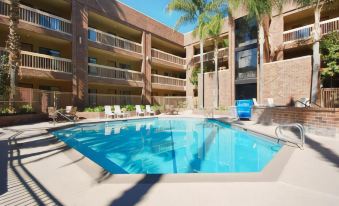 Best Western Plus Meridian Inn & Suites, Anaheim-Orange