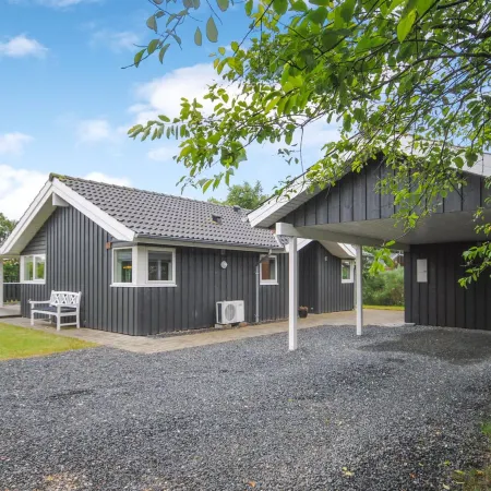 "Evelina" - 150m to the Fjord Hoteles en Løgstør