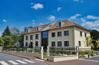Amicitia Các khách sạn gần Chateau de Conti