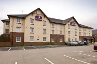 Coventry East (M6,Jct2) - parking