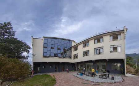 Chongqing Longtai Biyun B&B Отели рядом с достопримечательностью «Banliao Lake»