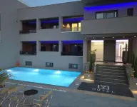 Hotel Yakinthos - Swimmingpools