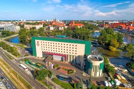HP Park Plaza Отели рядом с достопримечательностью «Archive Wroclaw University of Technology»