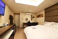 Yongin(Giheung) M7 Hotel
