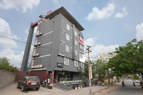 Hotel Townhouse at Udaipur City Railway Station Hotels in Udaipur