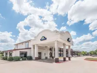 Days Inn by Wyndham Bryan College Station Hotels near Bee Creek Park