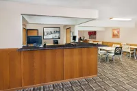 Super 8 by Wyndham Muscatine Hotels in Muscatine