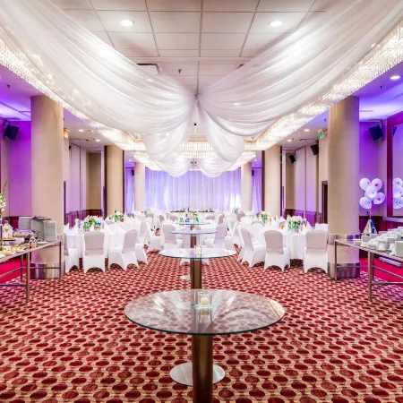 Radisson Blu Hotel, Szczecin Отели рядом с достопримечательностью «Арена «Нетто»»