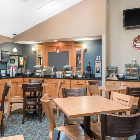 AmericInn by Wyndham Fort Dodge