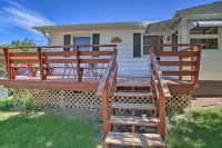 Sleek Deadwood Getaway < 1 Mi to Downtown! - Kitchens