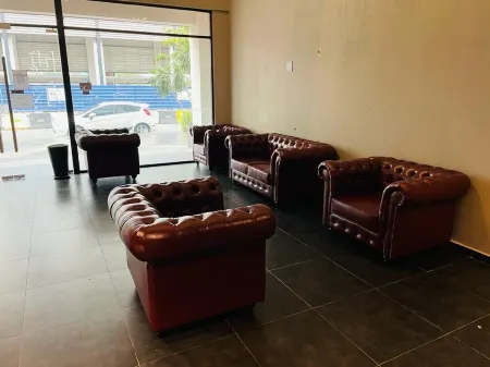 GEO Boutique Hotel - Seri Kembangan Отели рядом с достопримечательностью «Фарм Ин Сити»