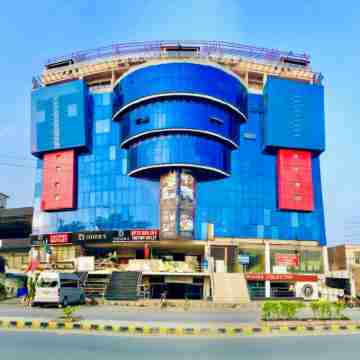 Grand Regent Hotel & Suites Hotel Exterior