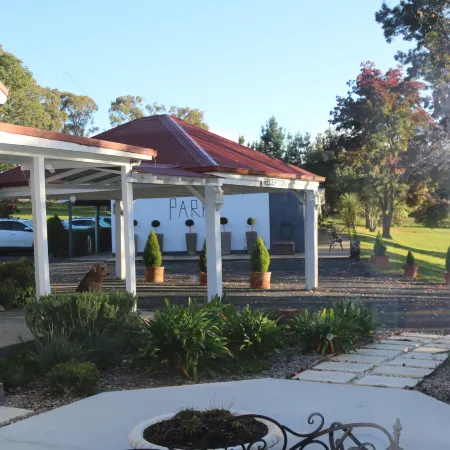Moore Park Inn