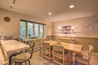Charming Jackson Mountain Retreat on Golf Course! - Hot Tub