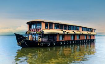 Harmony Houseboats