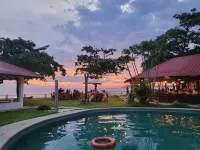 Go Resort - Pools