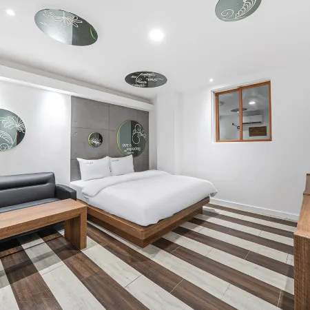 Daegu Duryu Hotel Oyu Отели рядом с достопримечательностью «Электронный мир»