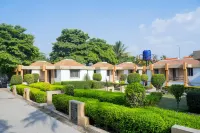Hotel Yashoda Hotels in Bhandgaon