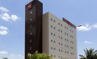 Ibis Petrolina