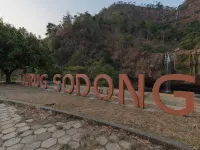 RedDoorz Near Ciletuh Sukabumi Hotels in Ciemas