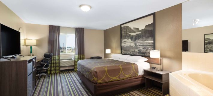 Super 8 by Wyndham Belgrade/Bozeman Airport Hotels in Gallatin County