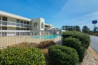 Motel 6 Newnan, GA - Pools
