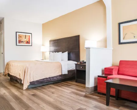 ควอลิตี้ อินน์ แอนด์ สวีทส์ ไอเคน อีสต์ โรงแรมในเอเคน