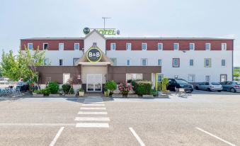 B&B Hotel Lyon Saint-Bonnet Mi-Plaine