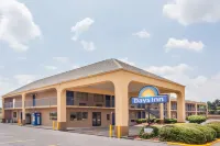 Days Inn by Wyndham Clinton Hotels near Mississippi College