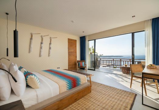 아디와나 와르나칼리 리조트 이미지