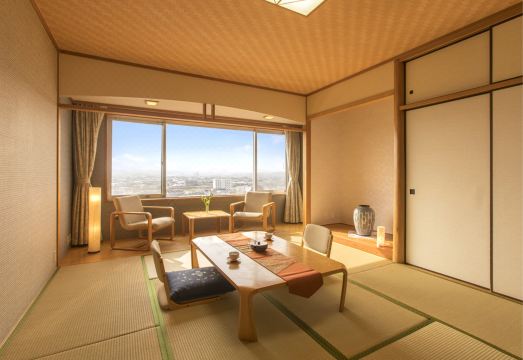 트레스타 시라야마