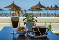 Kokoni Beach Hotel - balcony