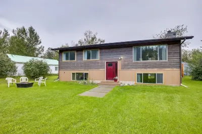 Serene Palmer Home Walk to Downtown and Riverfront!
