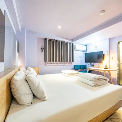 Sinchon Champus Hotels near محطة شينكوين للمترو