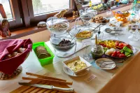Hotel Max Inn - breakfast