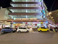 Nagoya Thamrin City Apartment Tower A (Entrance From Fave Hotel)