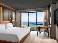 Mövenpick Hotel Istanbul Marmara Sea Hotel dekat Galleria Shopping Mall