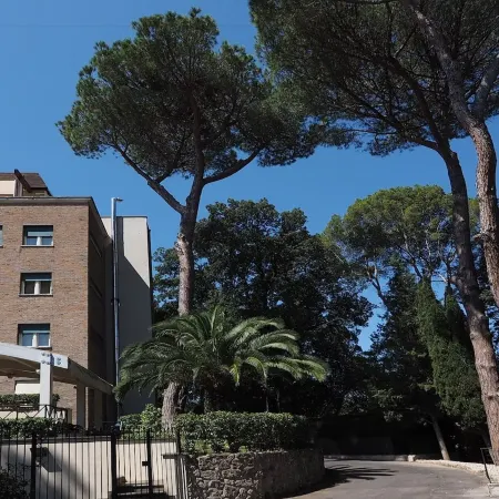 Hotel Villa Maria Regina Отели рядом с достопримечательностью «Тор-ди-Квинто»