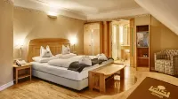 Hotel-Gutsgasthof Stangl Hotels in der Nähe von Äigidius Säule