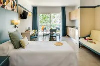 Aparthotel Vibra Club Maritim Hotels near Cala Corral
