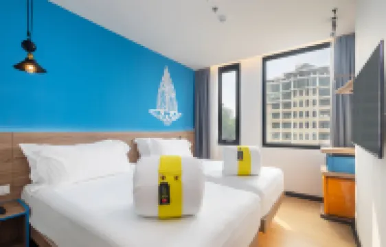 COSI Vientiane Nam Phu Hoteles en Vientián