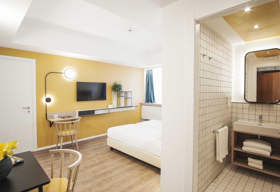 2. 호텔 콜롬보 1..