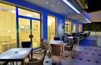 Hotel St. Moritz Hotels in Igea Marina
