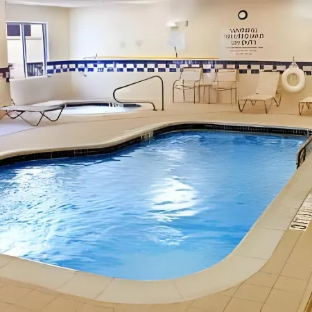 Fairfield Inn & Suites Denton