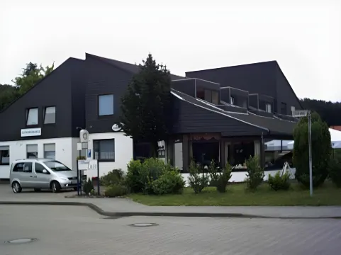 Pension Strohm im Lieth Café